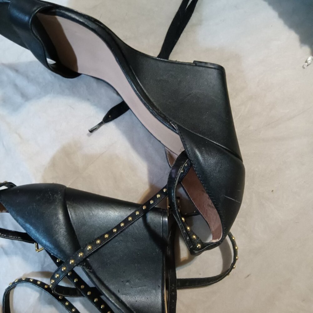 JLo wedge sandle